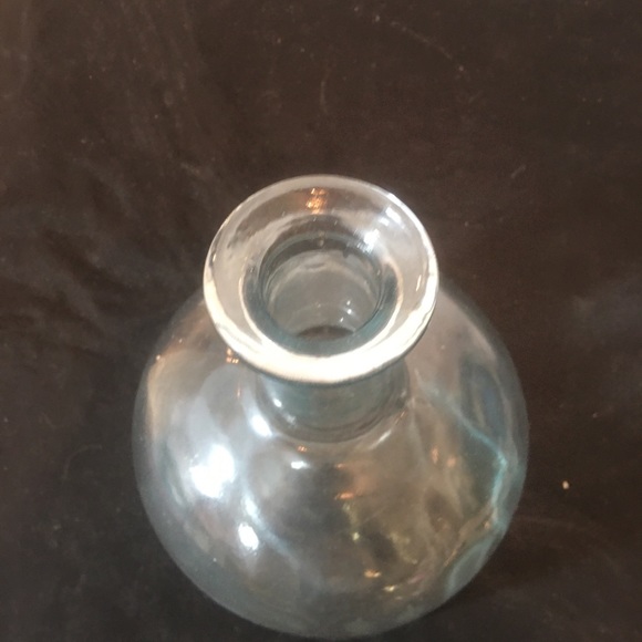 Vtg Wine Carafe Clear Glass Vase 7” Tall 5” Wide - Picture 4 of 7